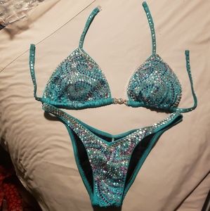 Figure Competition Suit C/D top Medium bottom 5'5,